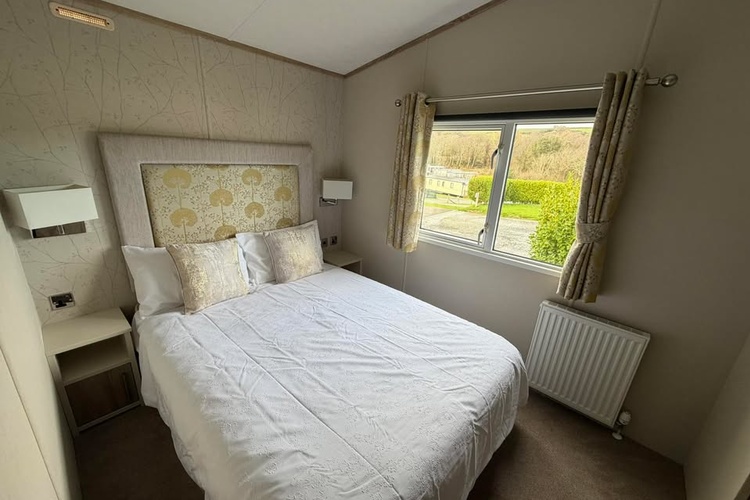 Carnaby Helmsley Lodge