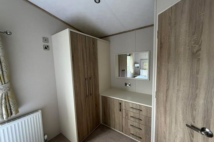 Carnaby Helmsley Lodge